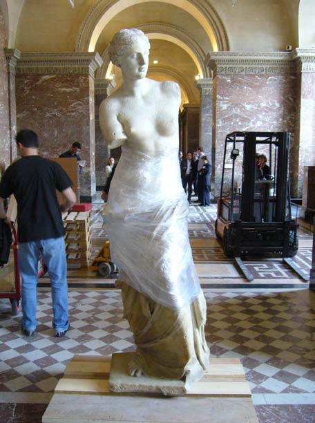 Déplacement de la Venus de Milo au Louvre